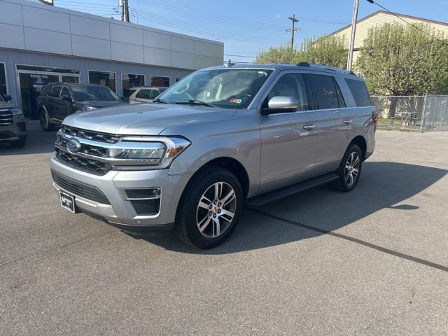 Used 2024 Ford Expedition Limited image 1