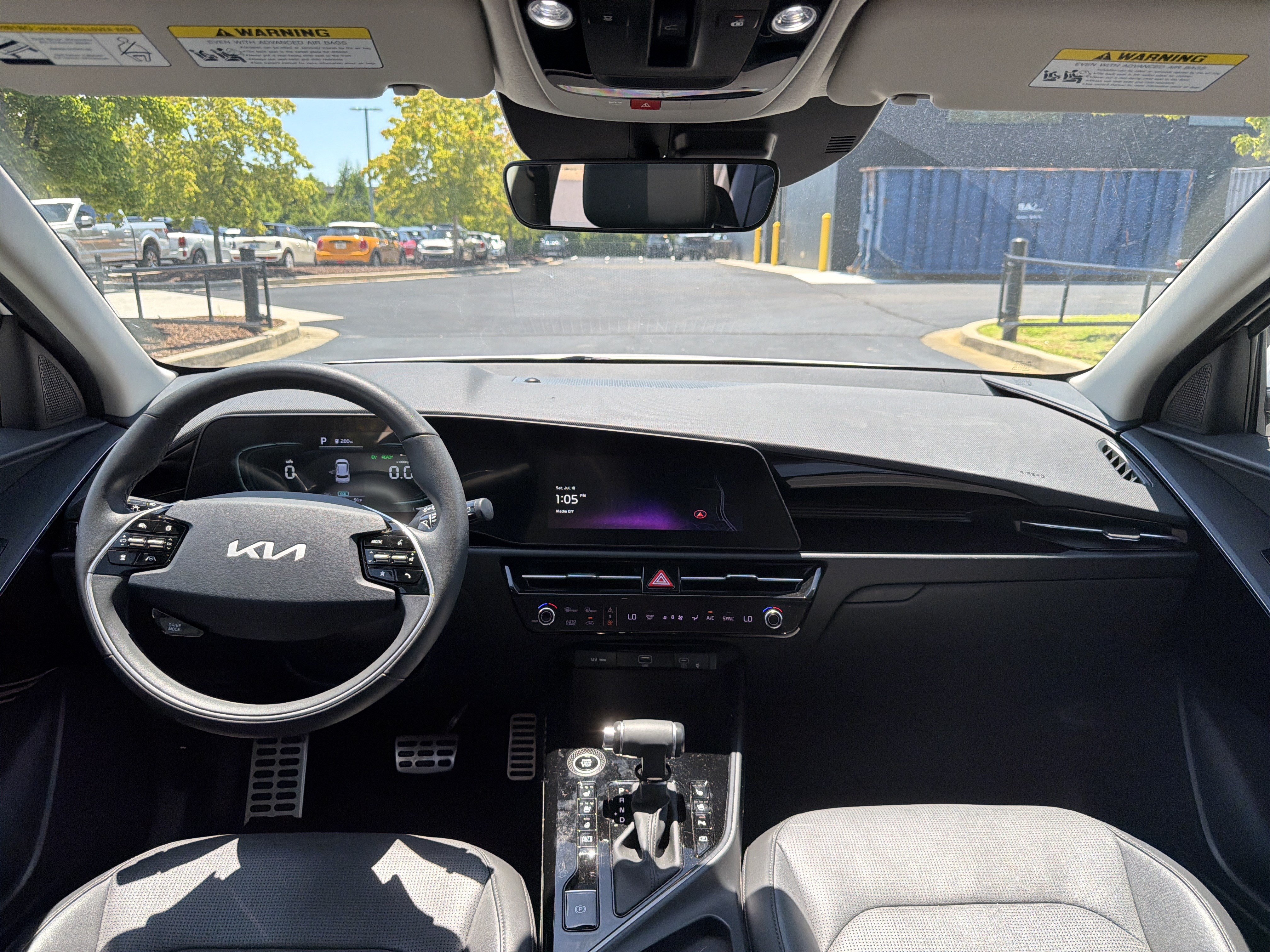 Used 2023 Kia Niro SX Touring FWD image 42