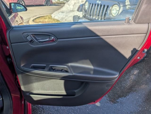 Used 2010 Chevrolet Impala LS image 19