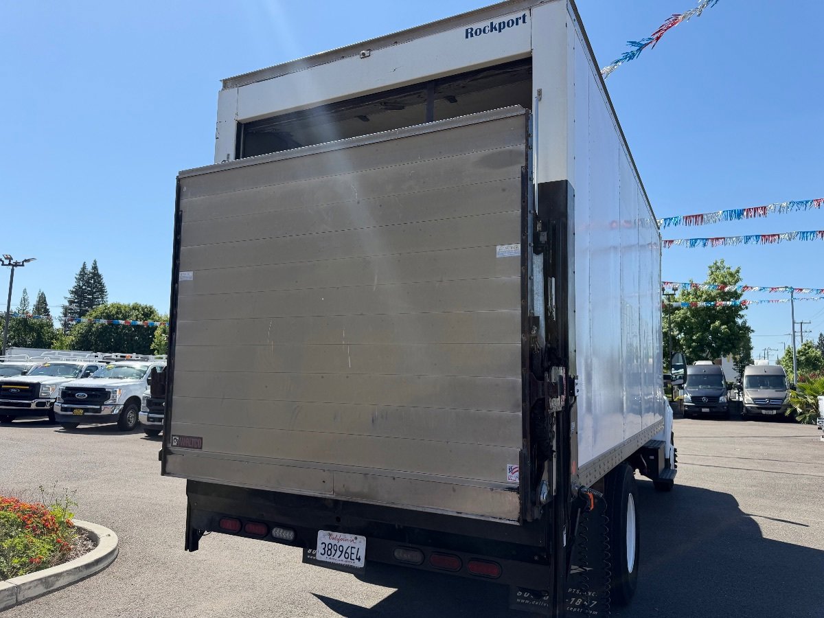 Used 2016 Ford F650 2WD Regular Cab Super Duty image 17