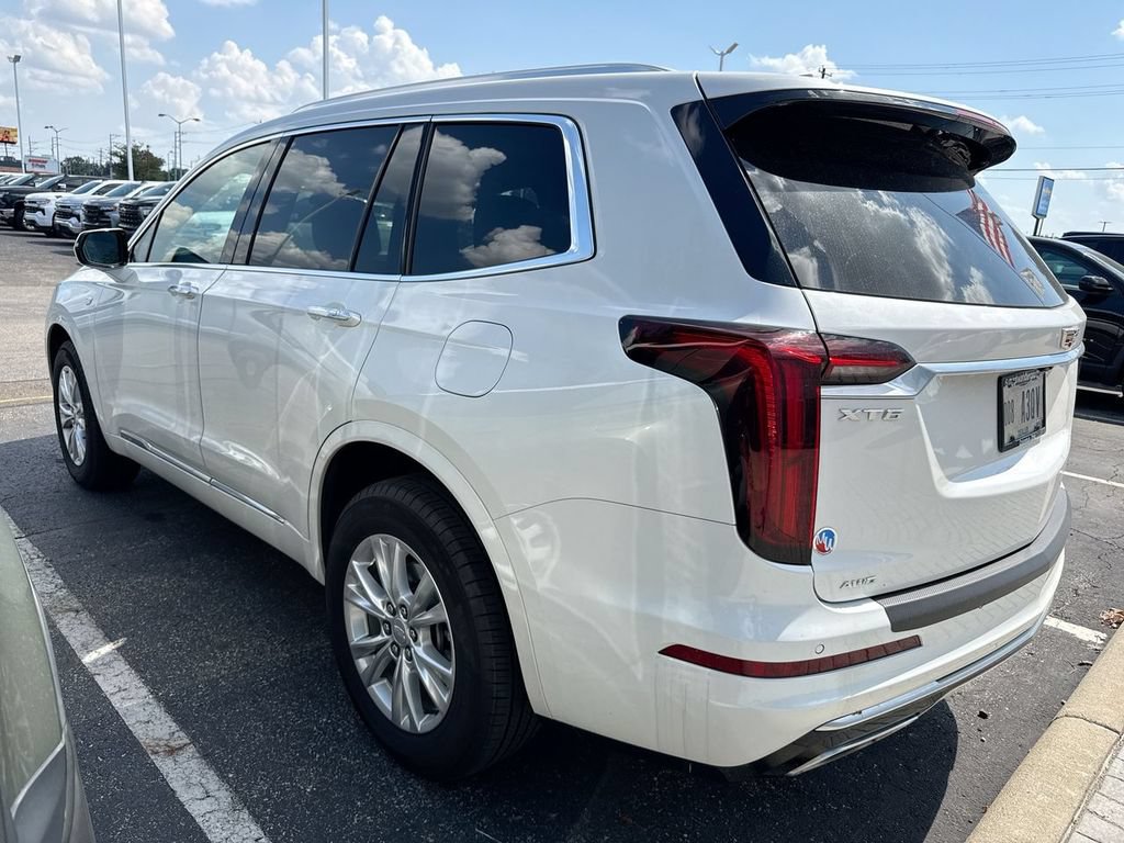 Used 2024 Cadillac XT6 Luxury w/ LPO, Floor Liner Package AWD/4WD image 2