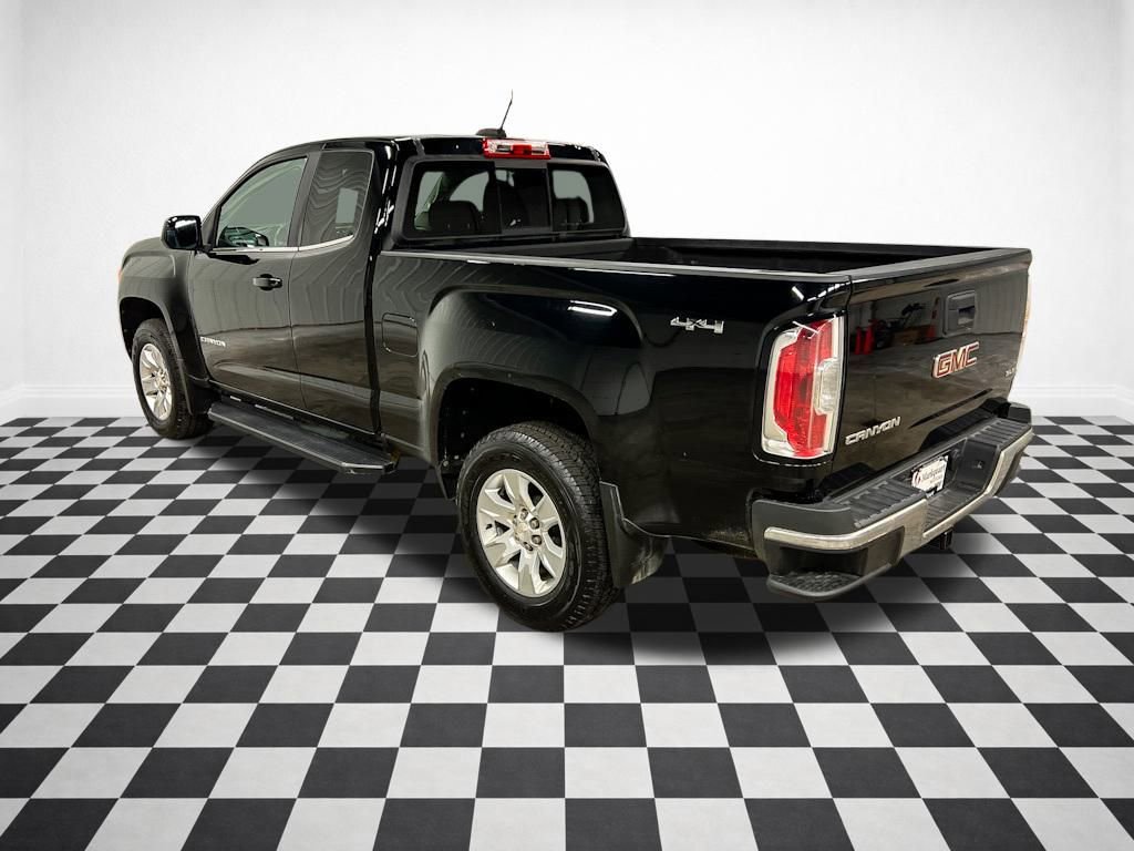 Certified 2017 GMC Canyon SLE w/ SLE Convenience Package image 33