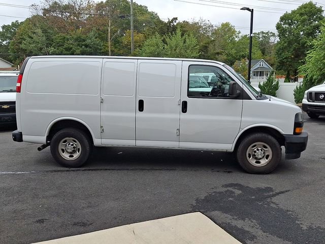 Used 2020 Chevrolet Express 2500 w/ Driver Convenience Package image 13
