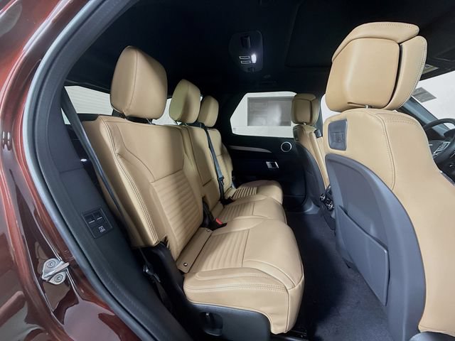 Certified 2026 Land Rover Discovery Limited Edition AWD/4WD image 29