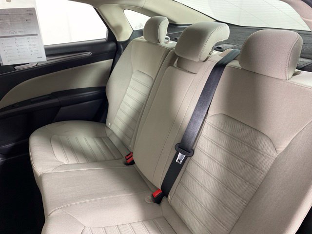 Used 2020 Ford Fusion S FWD image 32