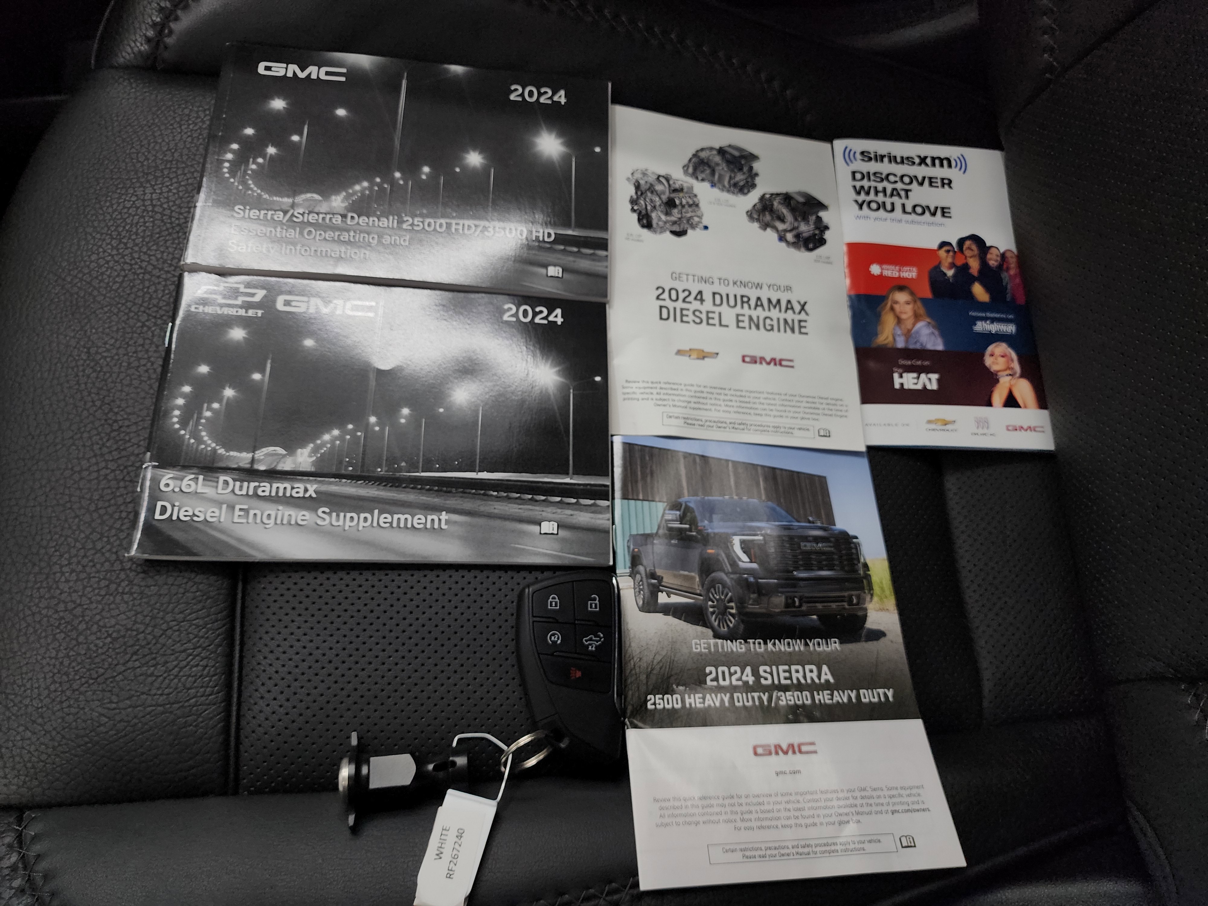 Used 2024 GMC Sierra 2500 Denali w/ Denali Reserve Package image 63