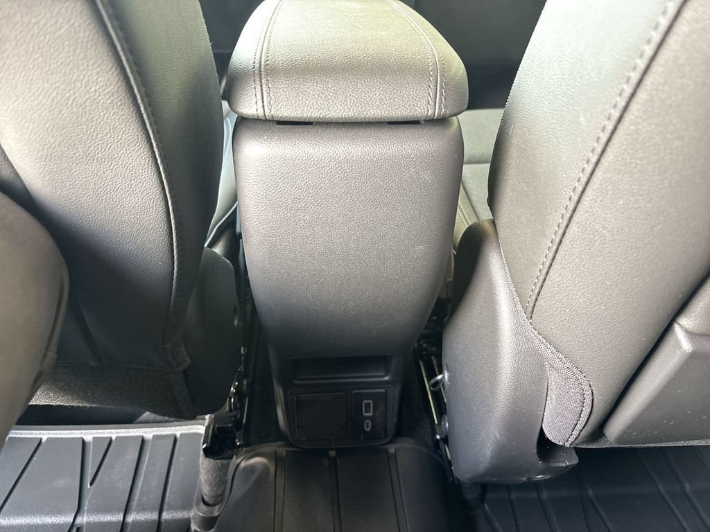 Certified 2025 Buick Encore GX Preferred w/ Comfort Package AWD/4WD image 20