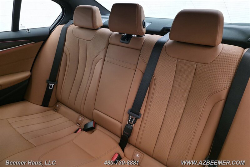 Used 2023 BMW 530i w/ Convenience Package RWD image 29
