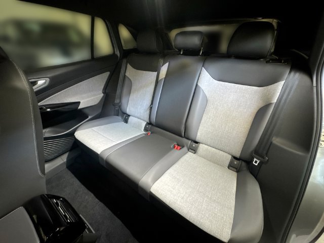 New 2026 Volkswagen ID.4 Pro RWD image 23