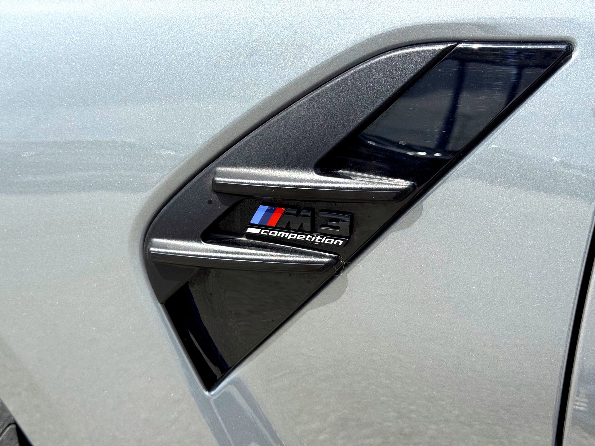 Used 2025 BMW M3 Competition image 3