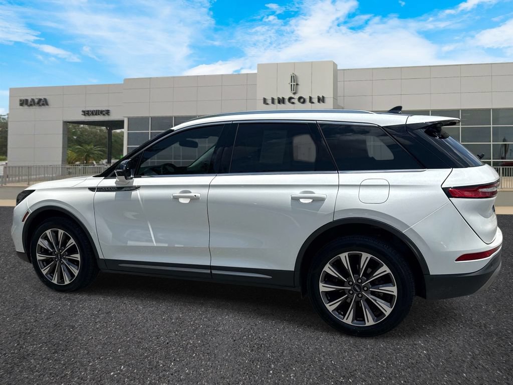 Certified 2020 Lincoln Corsair Reserve w/ Beyond Blue Interior Package FWD image 5