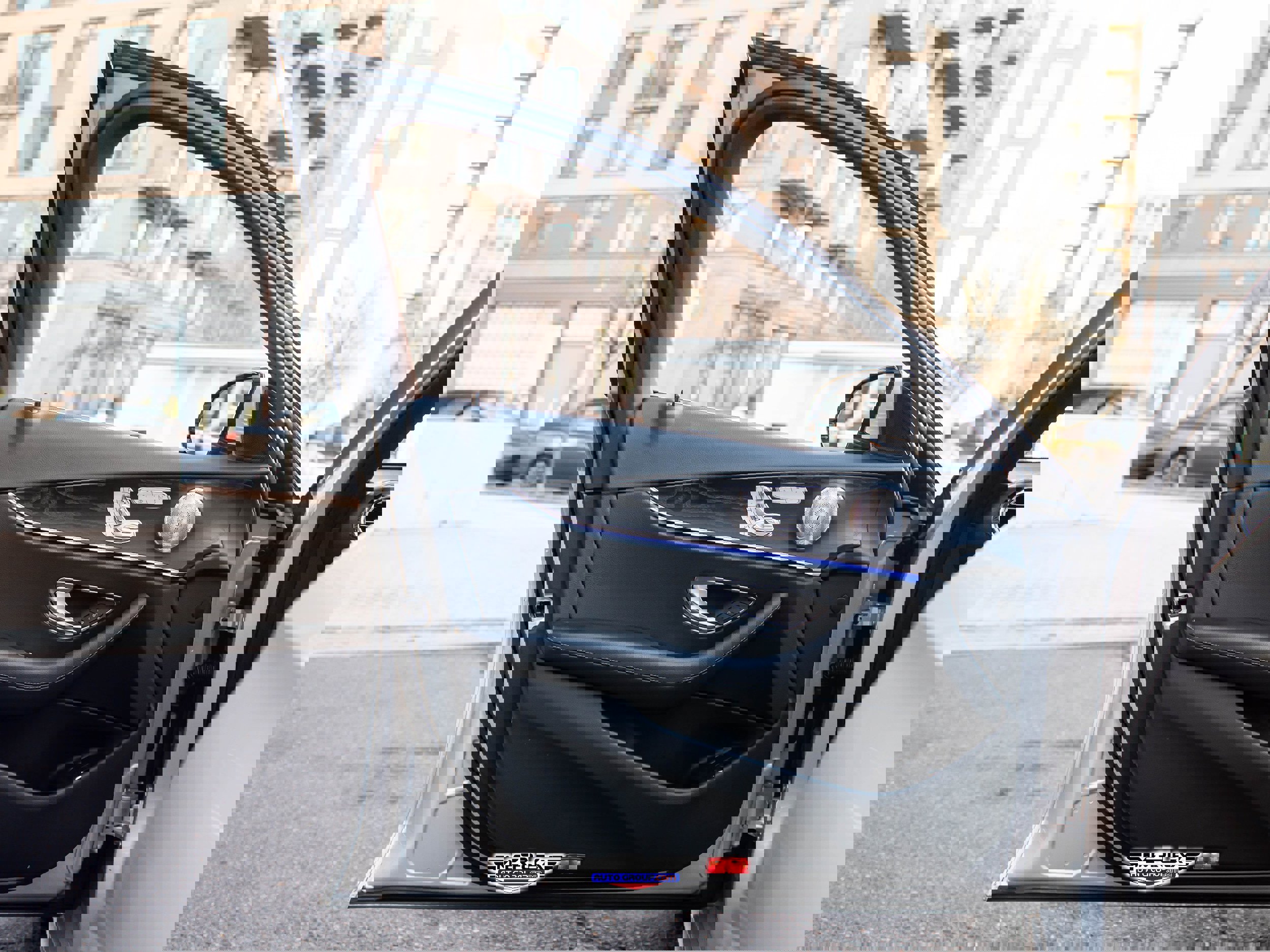 Used 2017 Mercedes-Benz E 300 4MATIC image 42