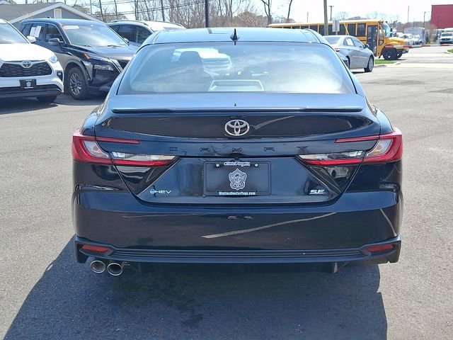 Used 2026 Toyota Camry SE image 6