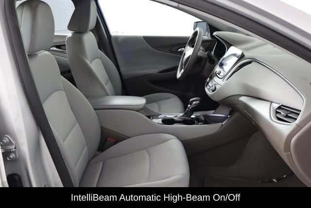 Used 2022 Chevrolet Malibu LS w/ Driver Confidence Package II FWD image 11