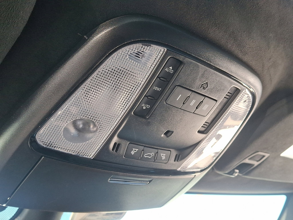 Used 2022 Dodge Durango R/T image 33