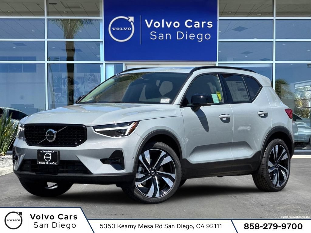 New 2026 Volvo XC40 B5 Plus w/ Climate Package AWD/4WD image 1