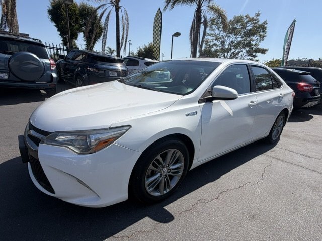 Used 2015 Toyota Camry SE FWD image 6