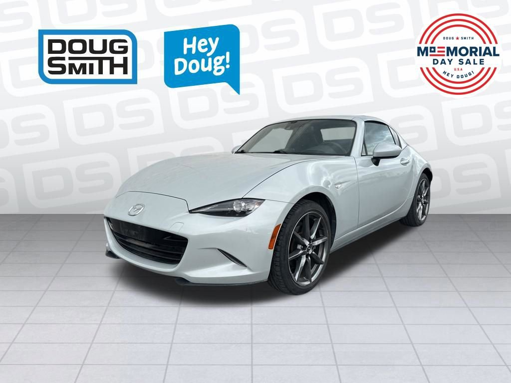 Used 2017 MAZDA MX-5 Miata RF Grand Touring RWD image 3