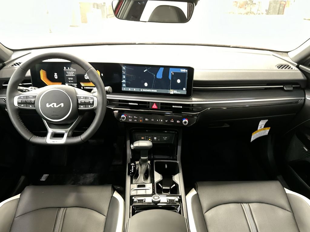 Used 2025 Kia K5 GT-Line w/ GT-Line Premium Package image 13