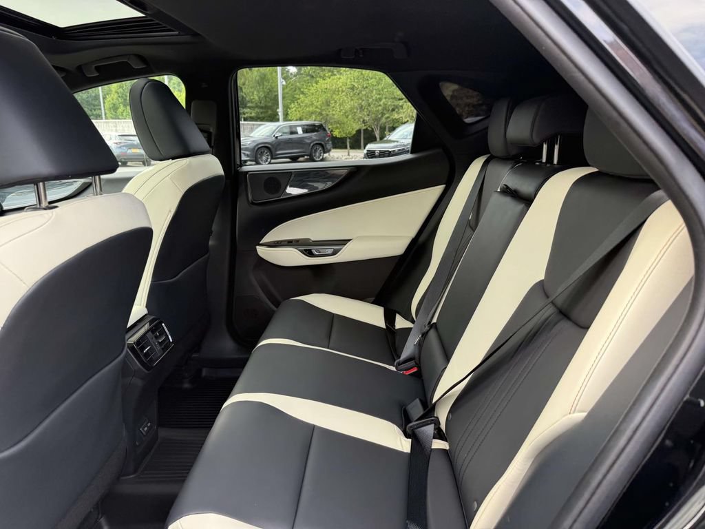 Used 2024 Lexus NX 350h AWD image 18