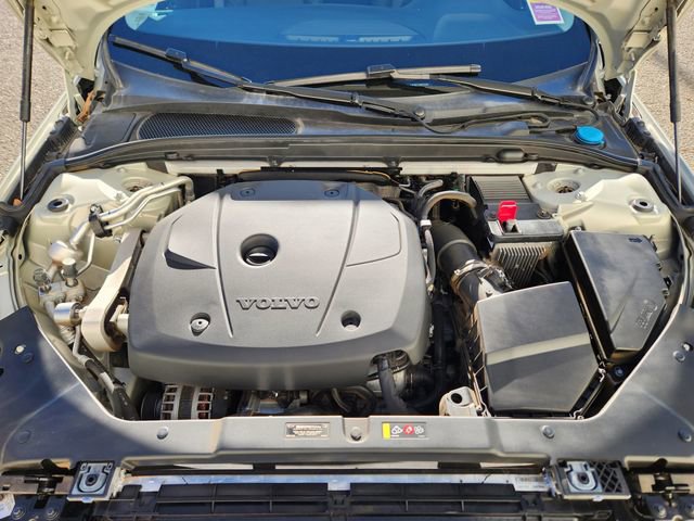 Certified 2021 Volvo S60 T5 Momentum w/ Premium Package image 21