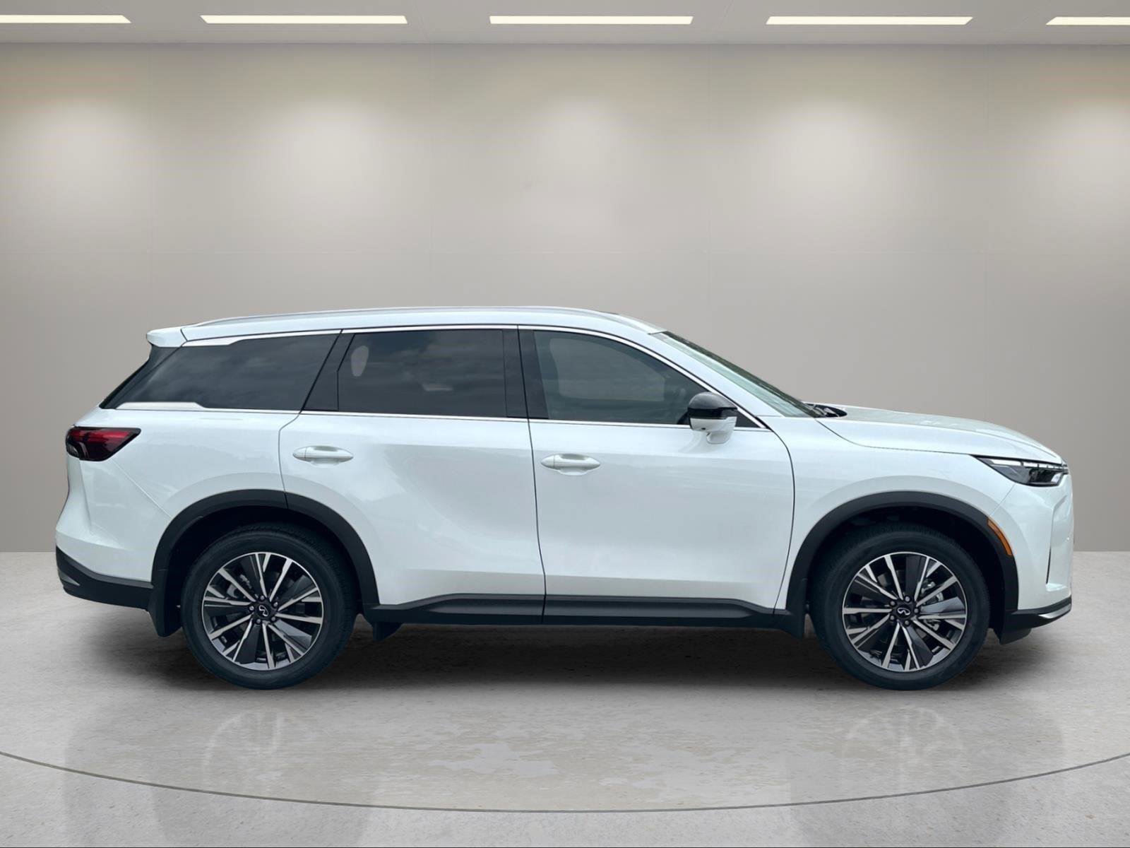New 2027 INFINITI QX60 Luxe w/ Cargo Package FWD image 8