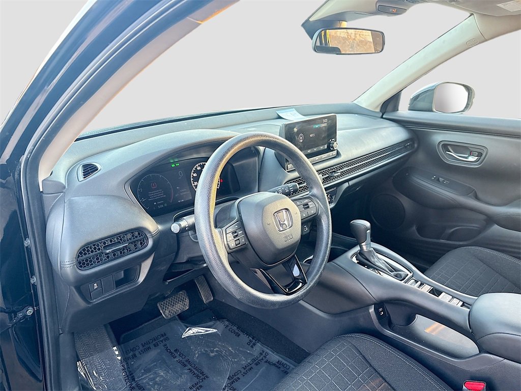 Used 2024 Honda HR-V LX image 9