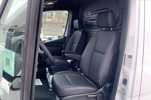 New 2026 Mercedes-Benz Sprinter 3500 image 26