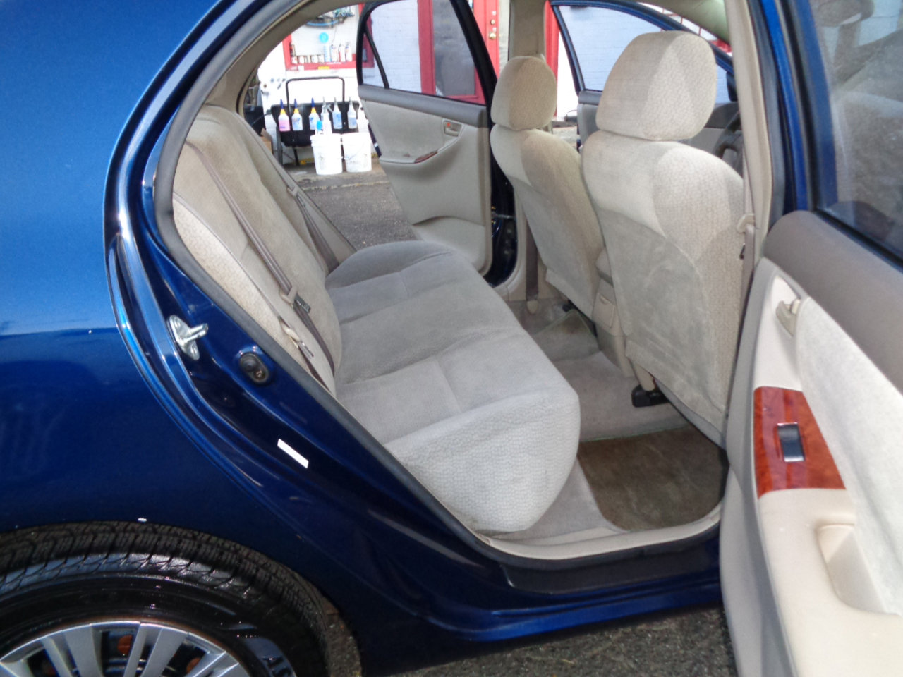 Used 2004 Toyota Corolla LE image 16