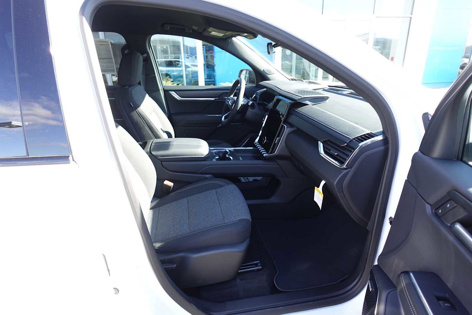 New 2025 GMC Acadia Elevation w/ Super Cruise Package image 30