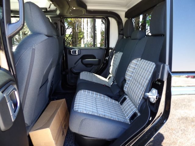 New 2026 Jeep Gladiator Mojave AWD/4WD image 8
