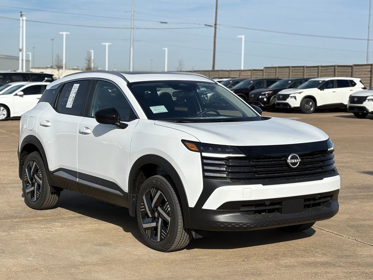 New 2026 Nissan Kicks SV w/ SV Premium Package FWD image 5