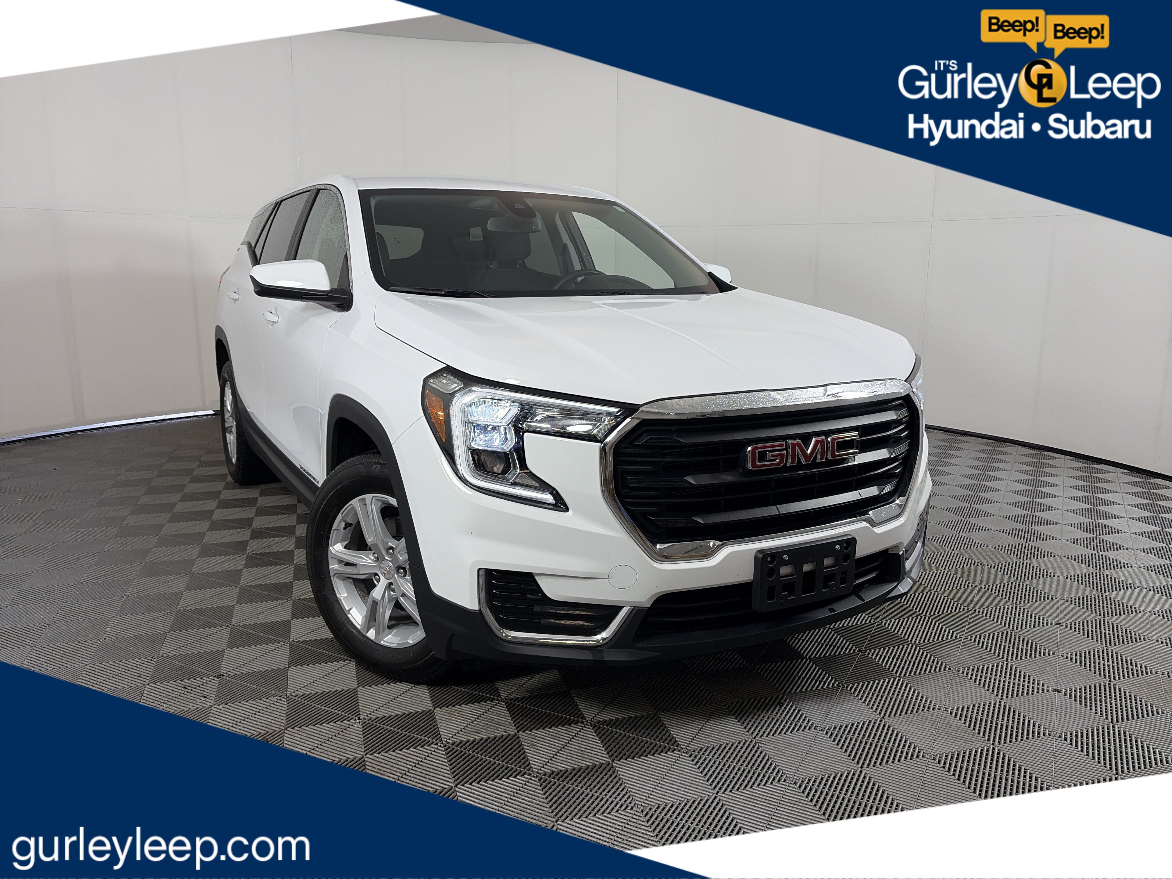Used 2024 GMC Terrain SLE AWD/4WD image 1