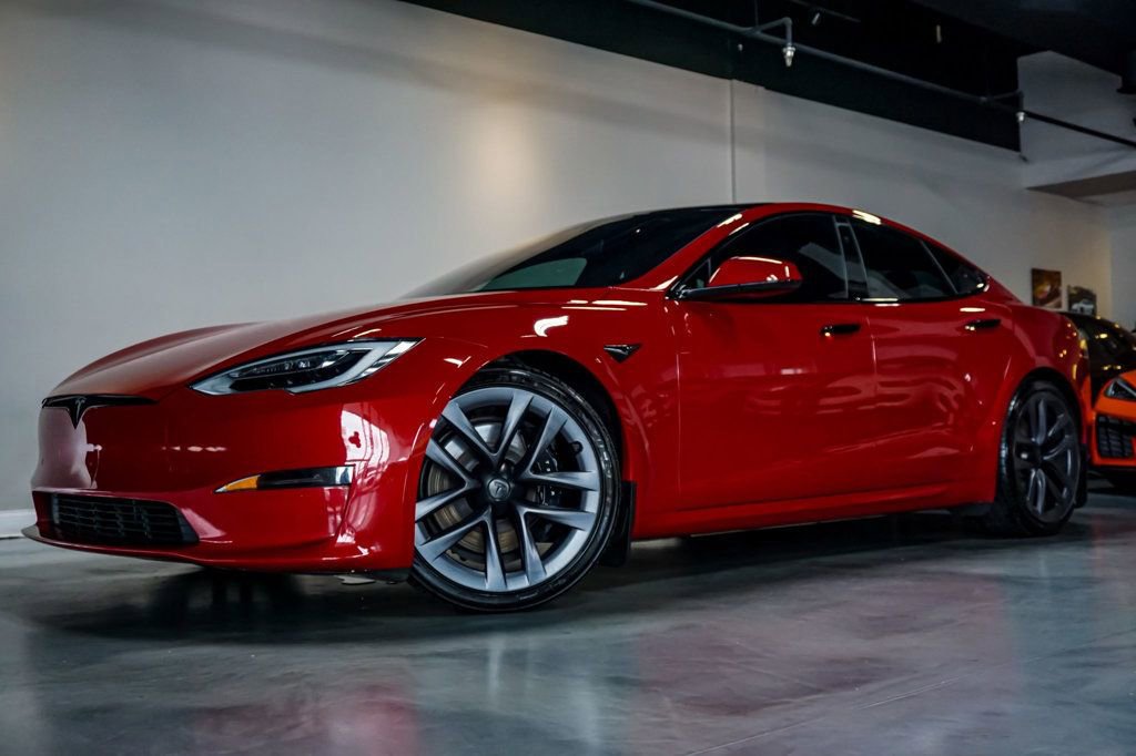 Used 2022 Tesla Model S Standard Range AWD/4WD image 1