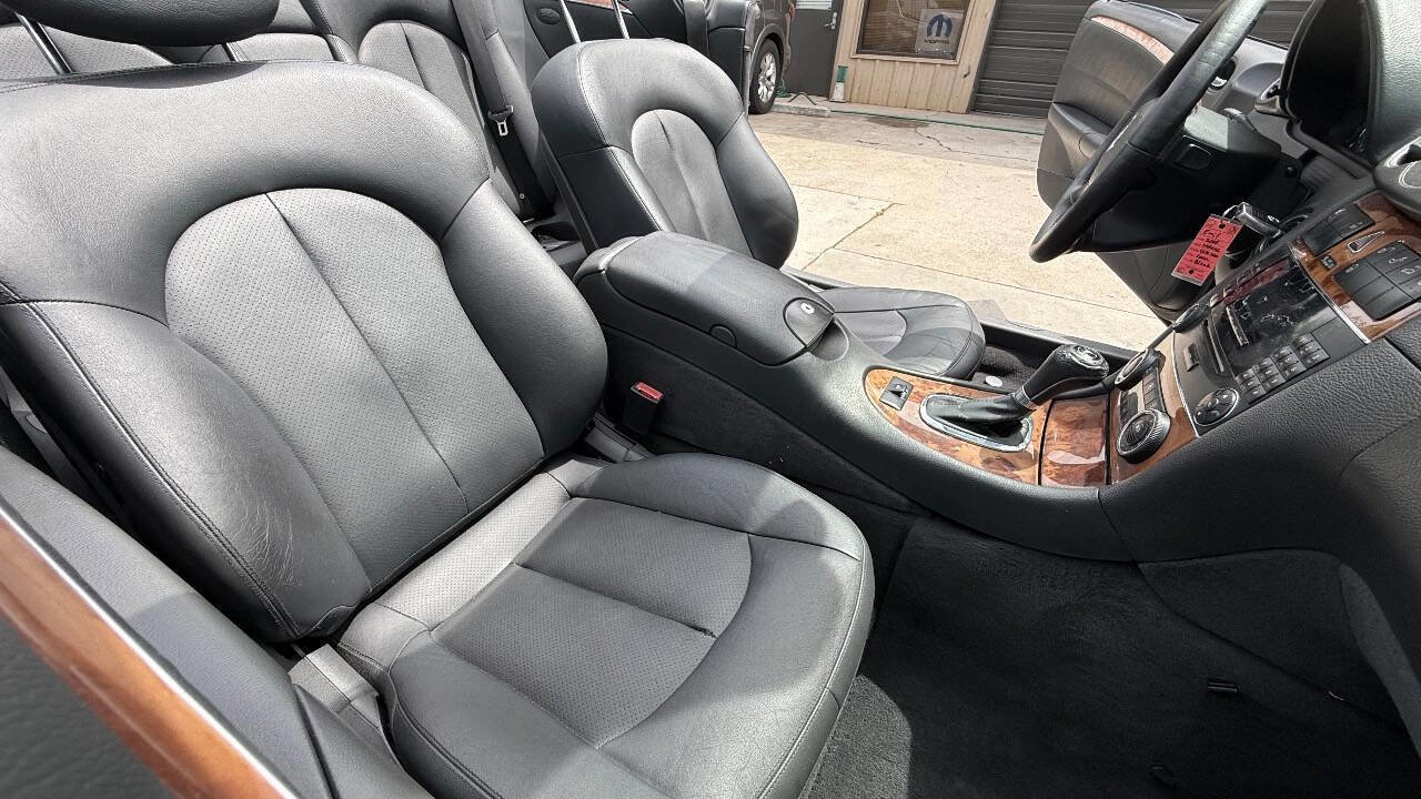 Used 2005 Mercedes-Benz CLK 500 Cabriolet image 48