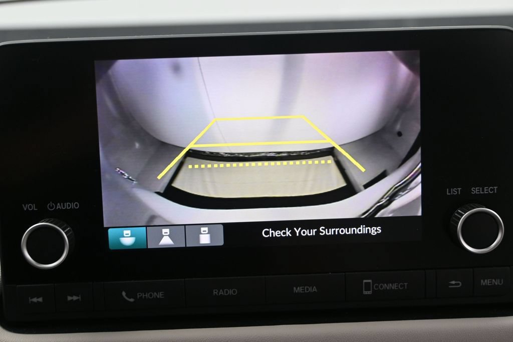 Used 2024 Honda HR-V LX image 16