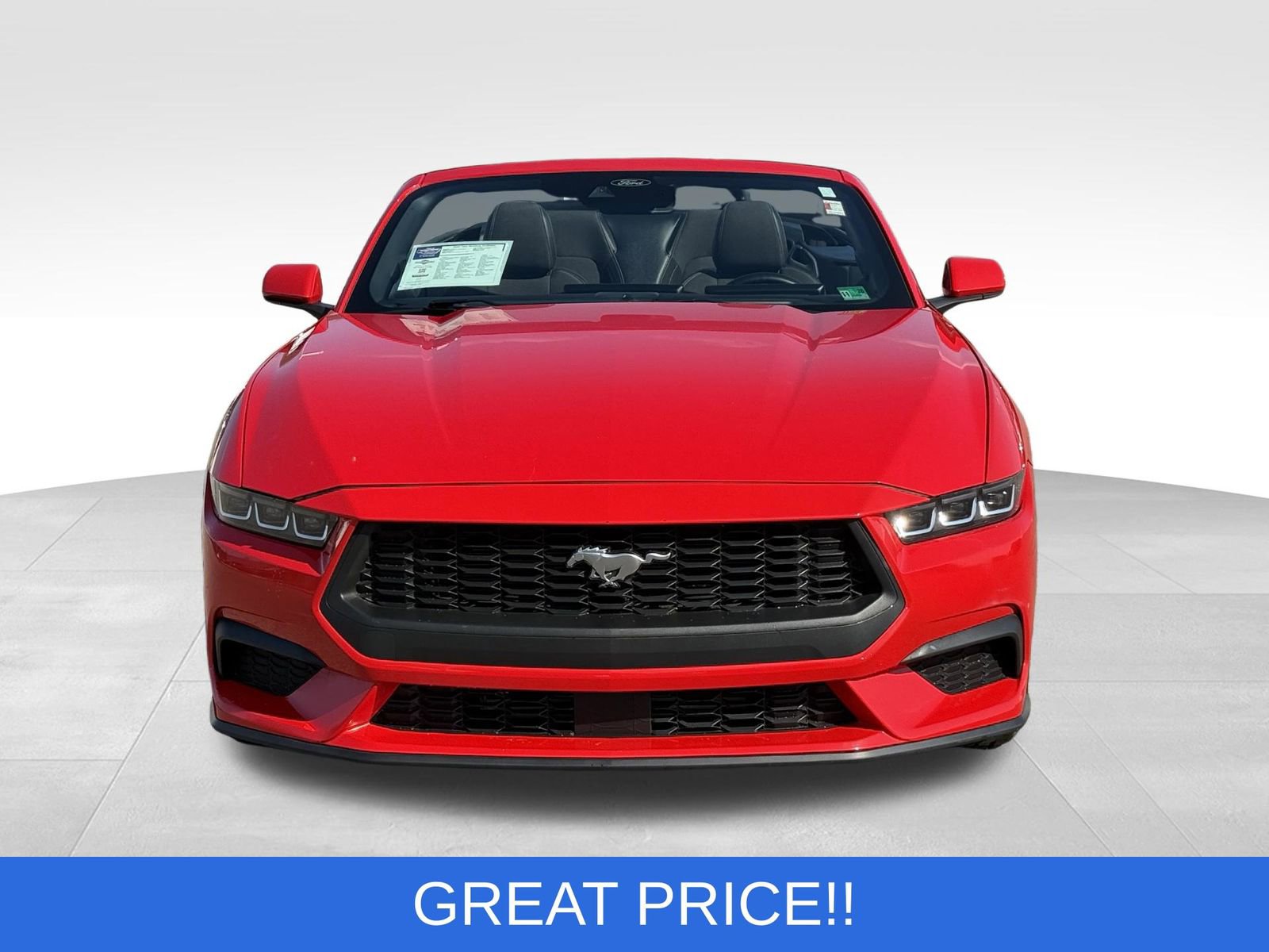 Used 2024 Ford Mustang Convertible image 13