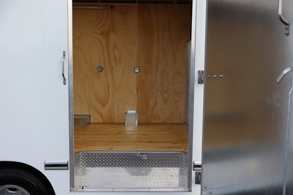 New 2025 Chevrolet Express 3500 w/ Power Convenience Package image 24