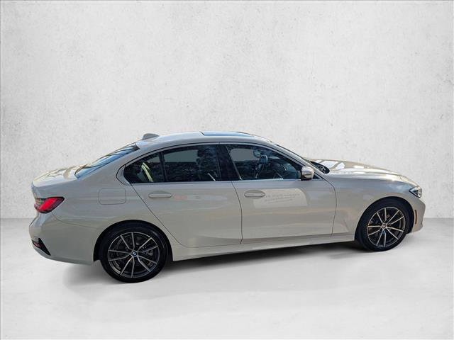 Used 2019 BMW 330i Sedan w/ Premium Package image 4