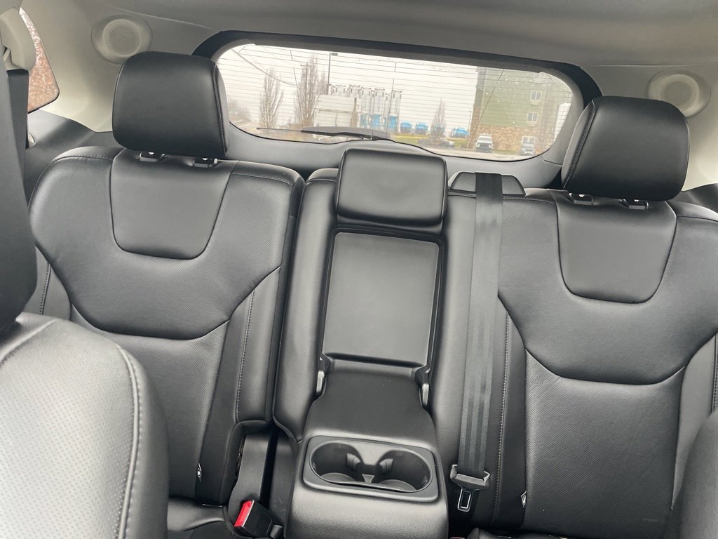 Certified 2021 Ford Edge Titanium w/ Equipment Group 301A image 18