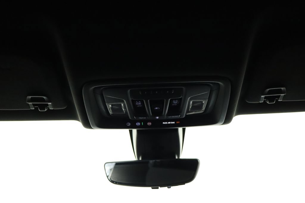 Used 2020 GMC Sierra 1500 AT4 w/ AT4 Premium Package AWD/4WD image 20