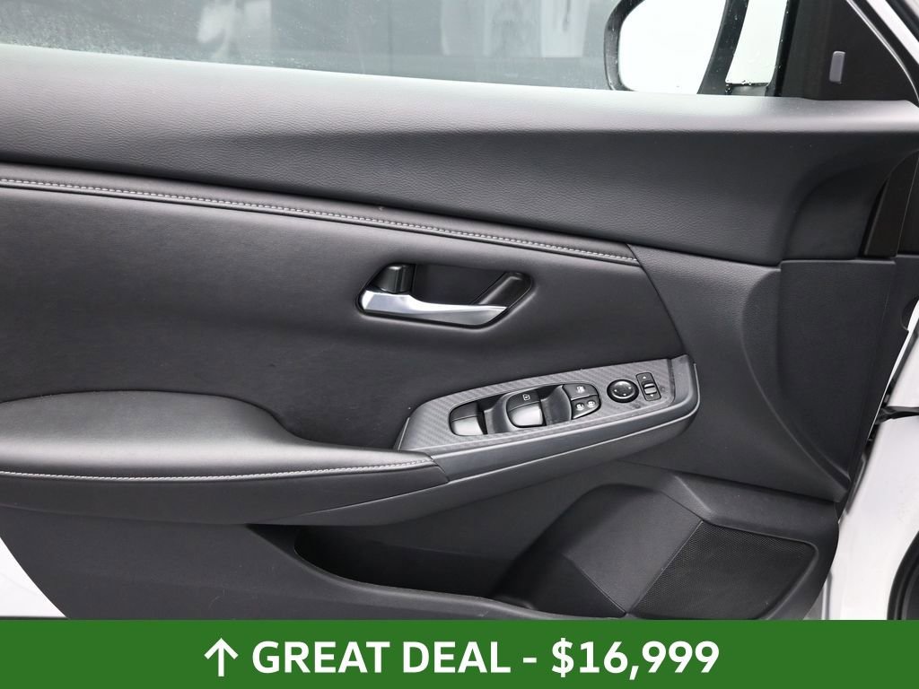 Used 2024 Nissan Sentra SV image 25