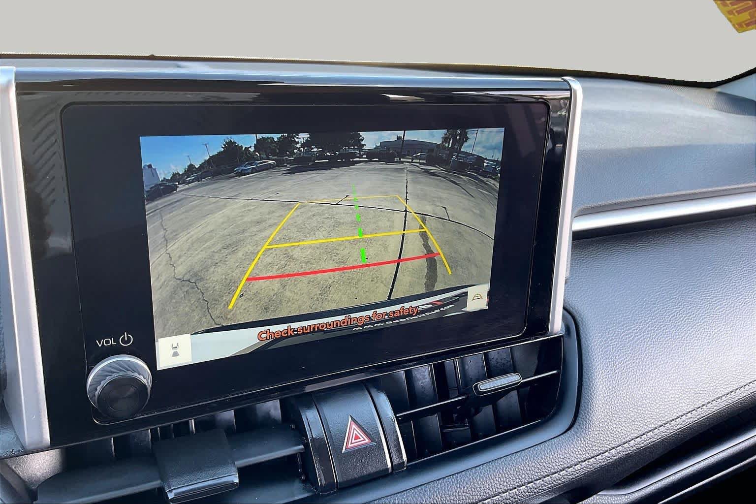 Used 2025 Toyota RAV4 XLE FWD image 23