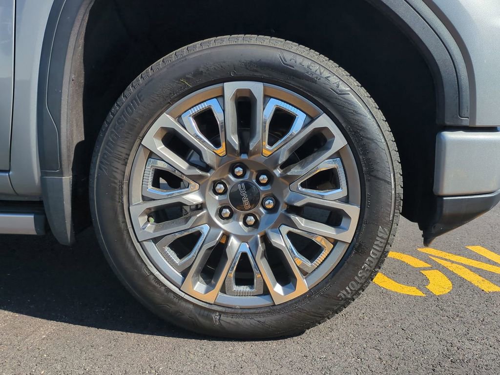 Used 2024 GMC Sierra 1500 Denali Ultimate image 11