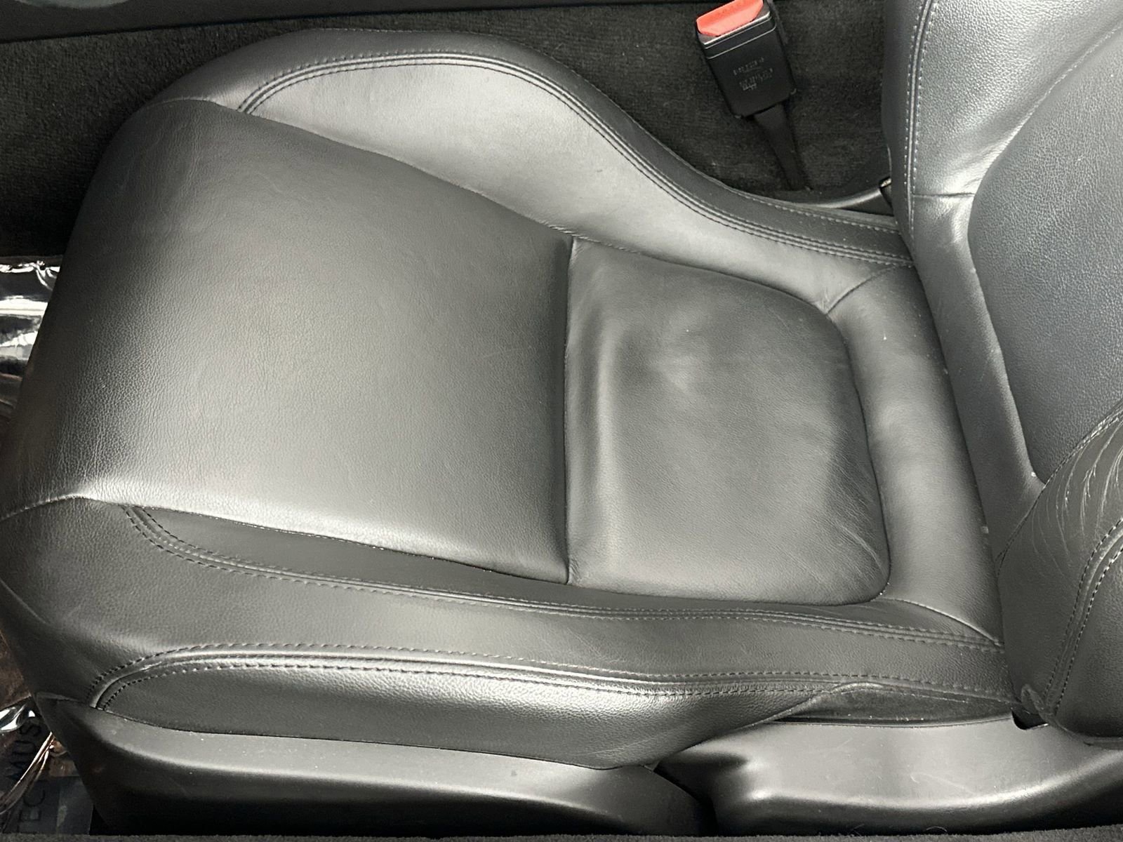 Used 2017 Jaguar F-TYPE Convertible image 16