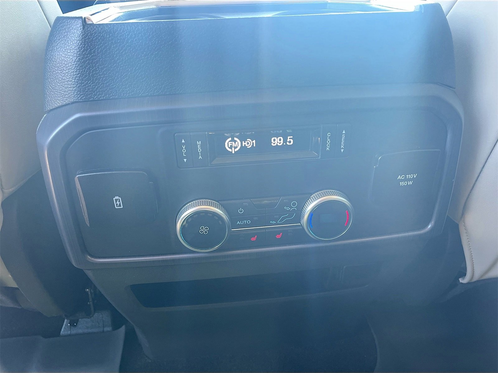 Used 2023 Ford Expedition Platinum image 27