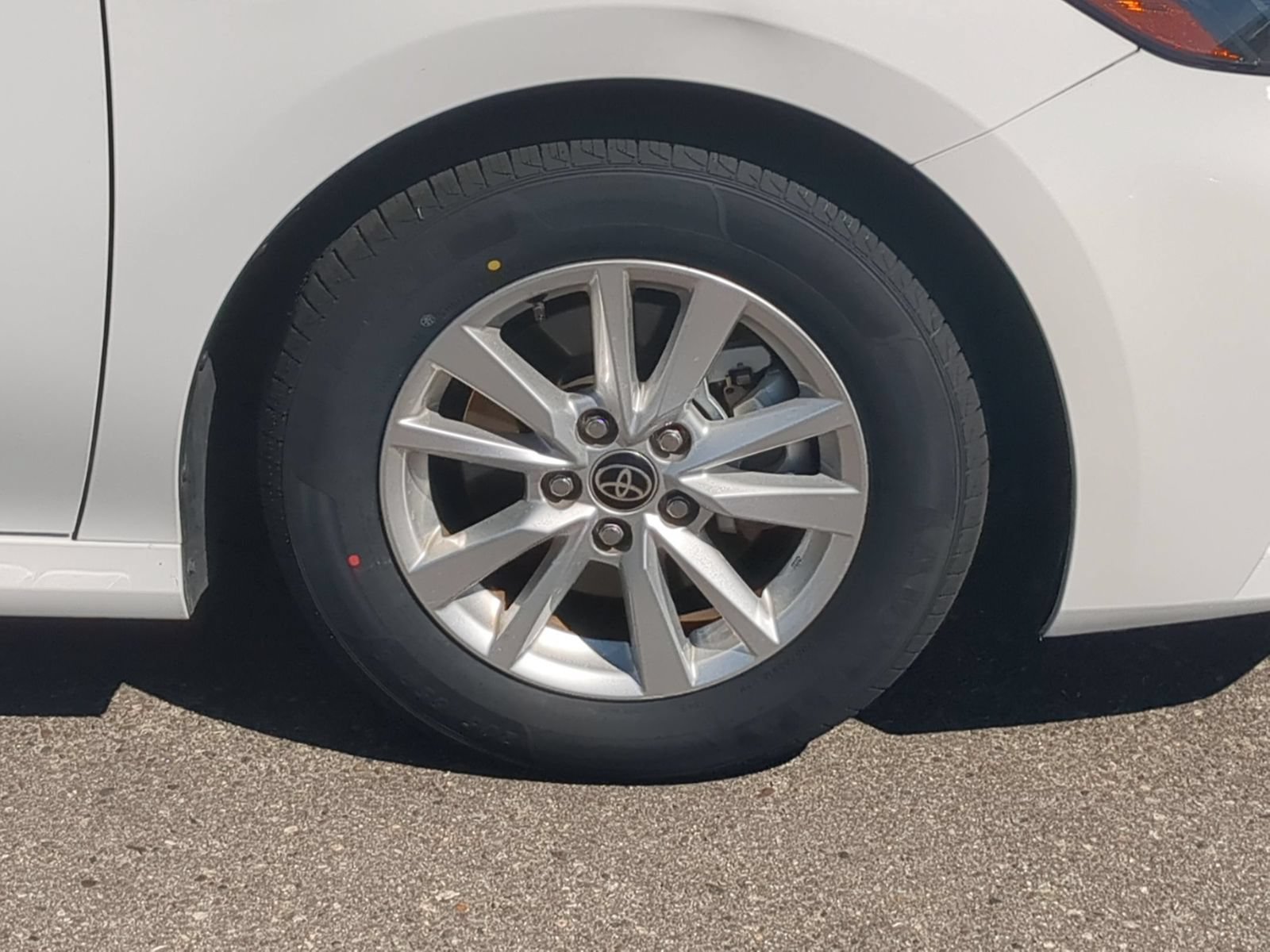 Used 2025 Toyota Camry LE FWD image 12