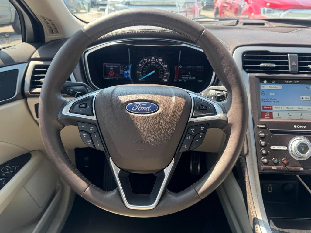 Used 2018 Ford Fusion Platinum FWD image 13