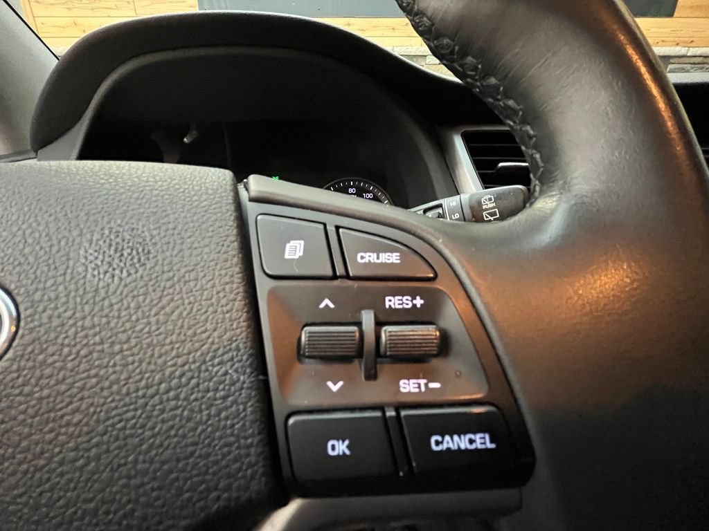 Used 2017 Hyundai Tucson Sport w/ Cargo Package AWD/4WD image 39