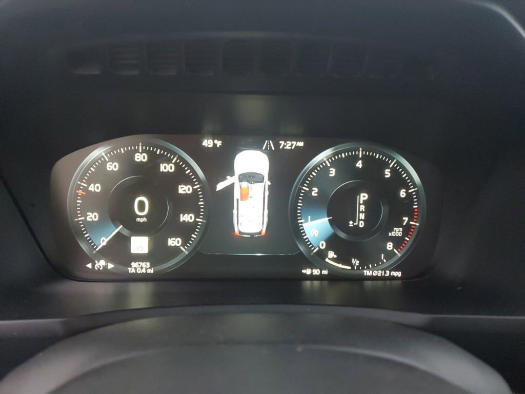 Used 2016 Volvo XC90 T6 R-Design w/ Vision Package image 11